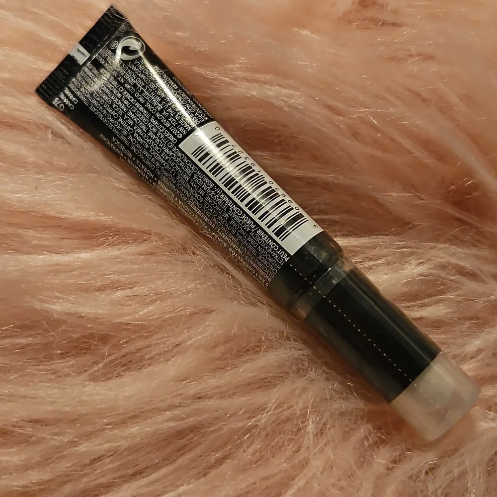 🆕️SEALED🆕️Revlon ColorStay Skin Awaken Concealer 🟤 076 CARAMEL🟤
